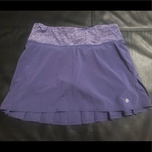 Lululemon Tennis yoga skirt 4 long/ tall